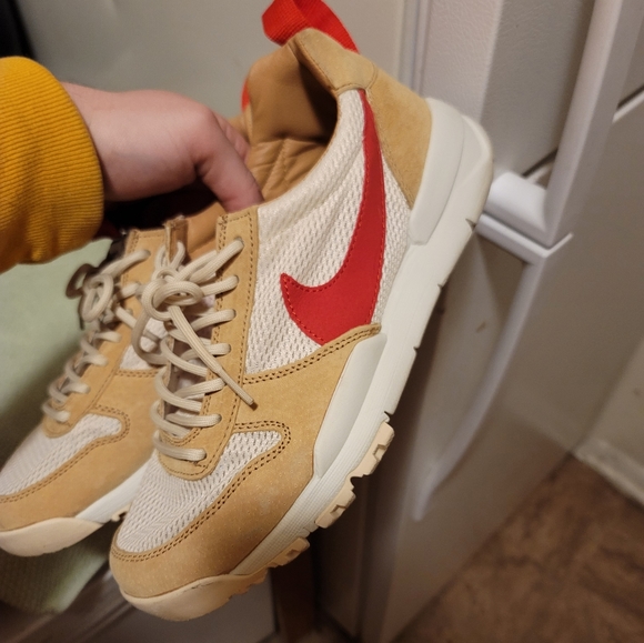 Nike Tom Sachs Mars Yard 2.0 - Picture 2 of 6